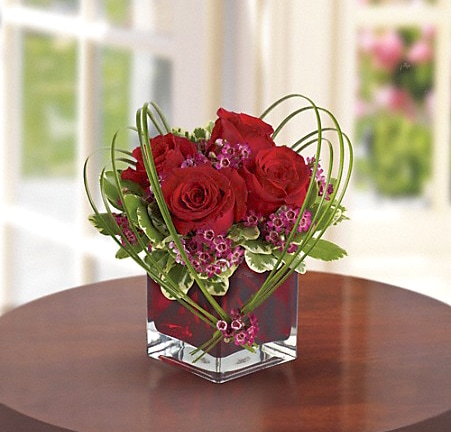 Red Roses in Glass Cube